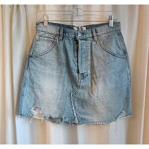 We The Free Women's Free People Denim Skirt Size 29 Frayed‎ Hem Distressed